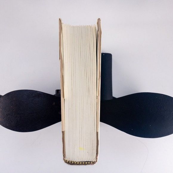 2/$50 - The Blind Assassin by Margaret Atwood - Picture 12 of 14